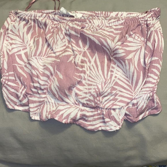 Two piece set - Picture 2 of 5